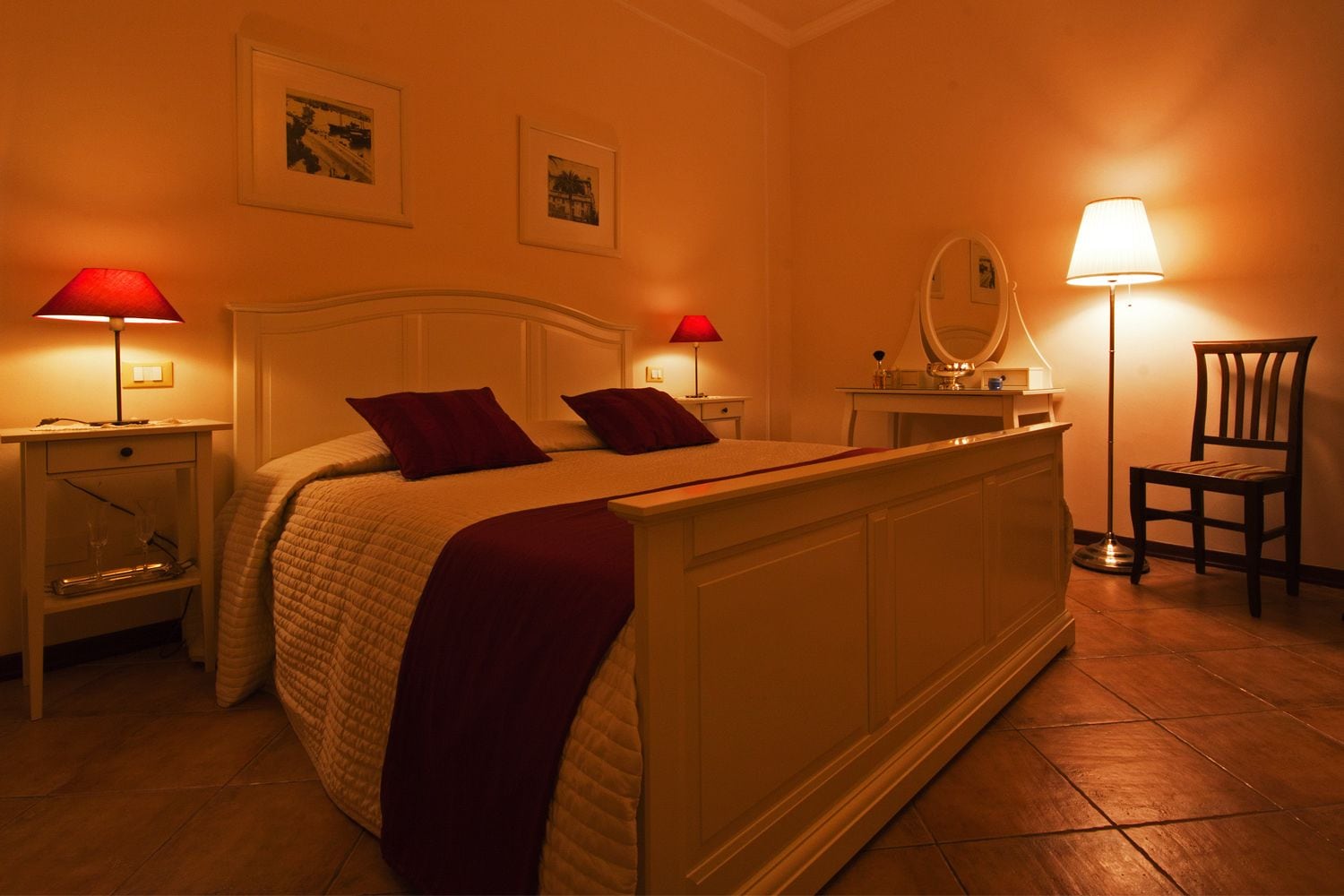 STANDARD, DOUBLE OR TWIN BED