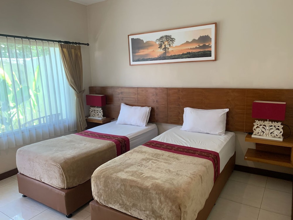 Kuta Suci Beach Hotel 11/43