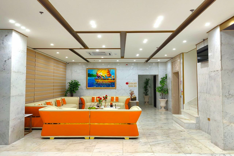 Mactan Grand Golden Hotel near Airport 2/11