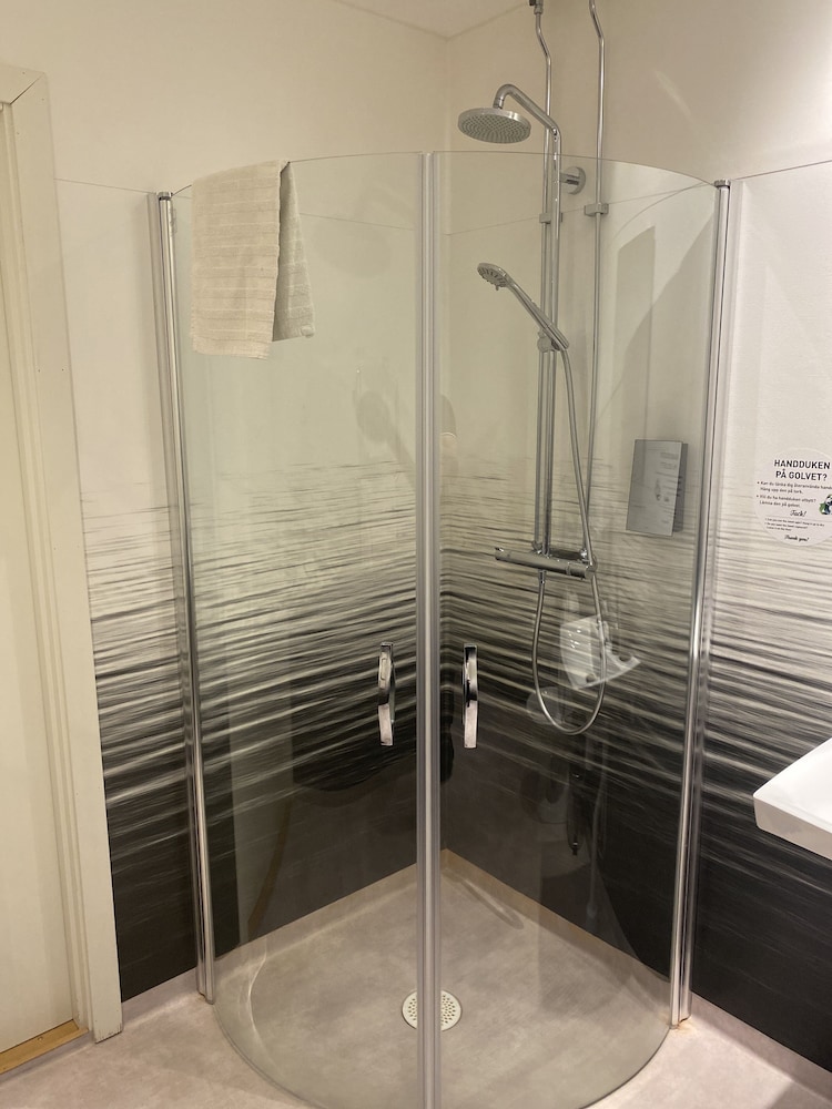 Hotell Tunapark 16/43