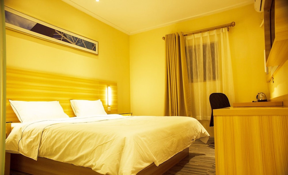 Denise Hotel Shangxiajiu 11/31