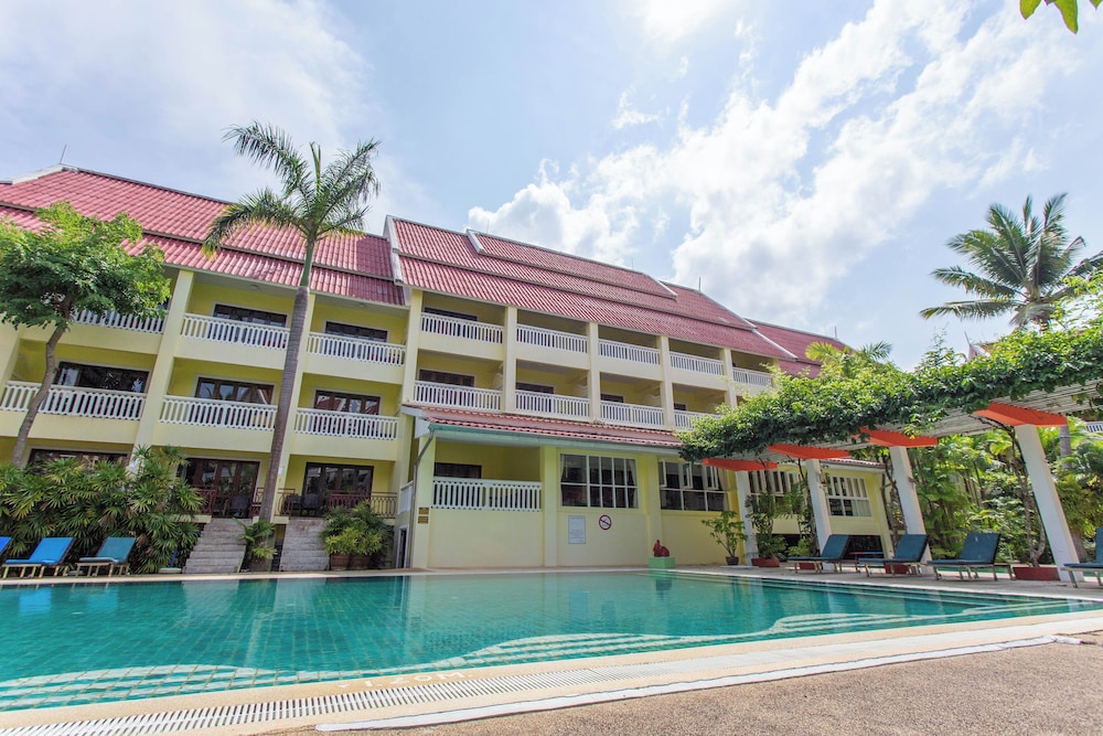 MW Krabi Beach Resort in KRABI