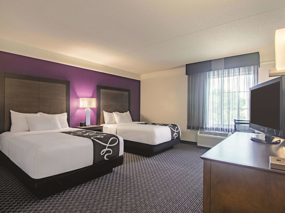 La Quinta Inn And Suites By Wyndham Oklahoma City Norman 16/51