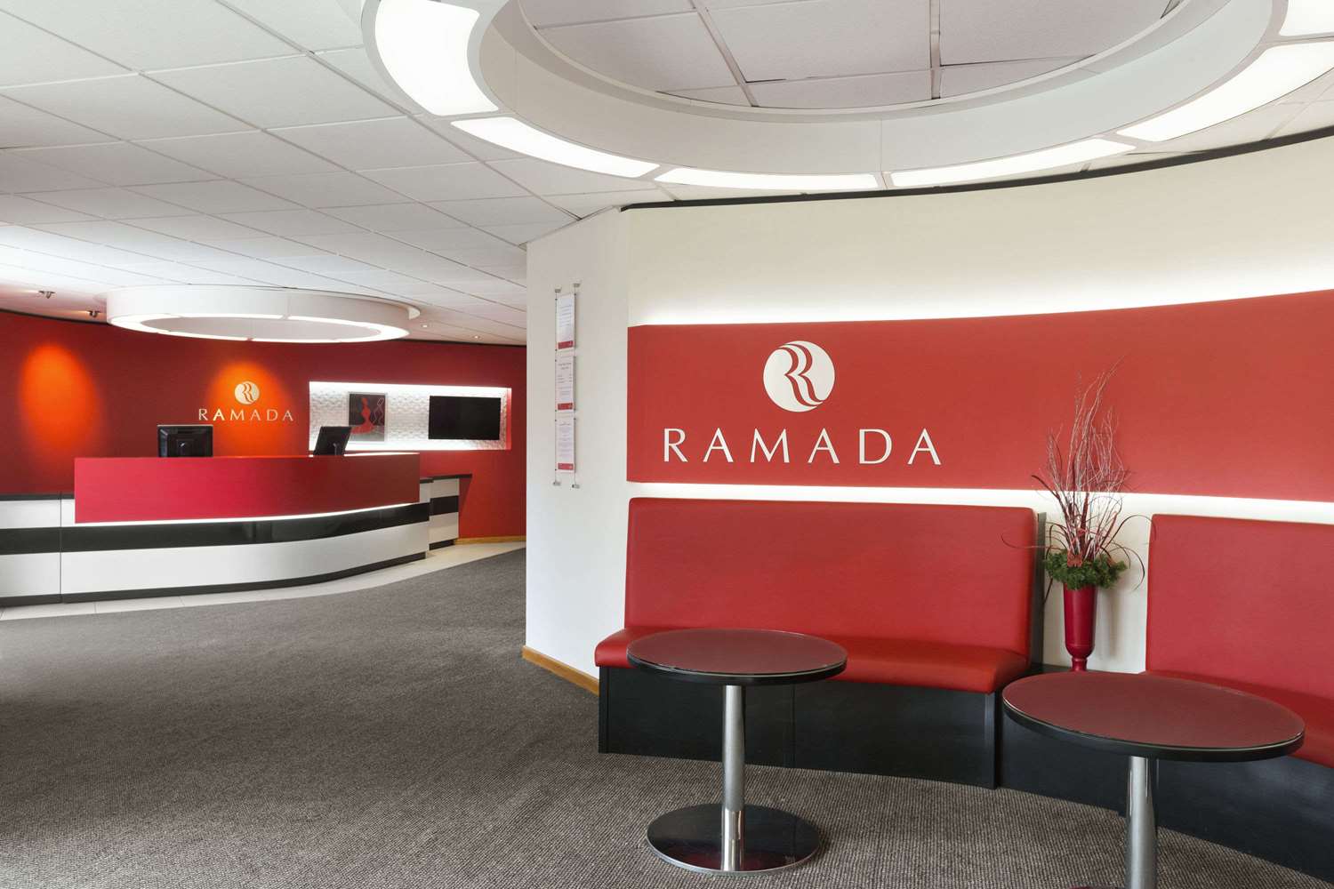Ramada by Wyndham Telford Ironbridge 9/39
