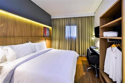 Room, Single