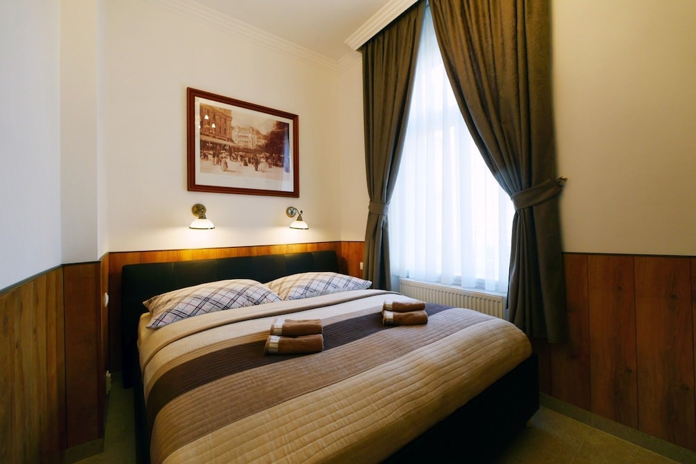 2 BEDROOMS, LUXURY, APARTMENT