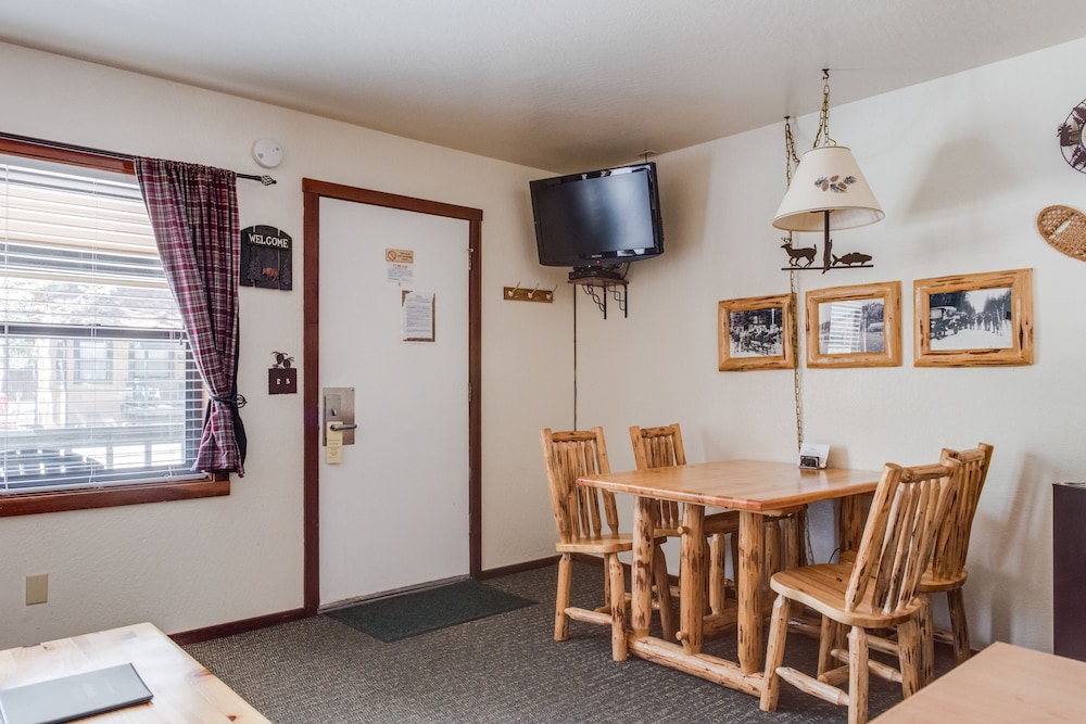 Franciscan Lakeside Lodge 41/73