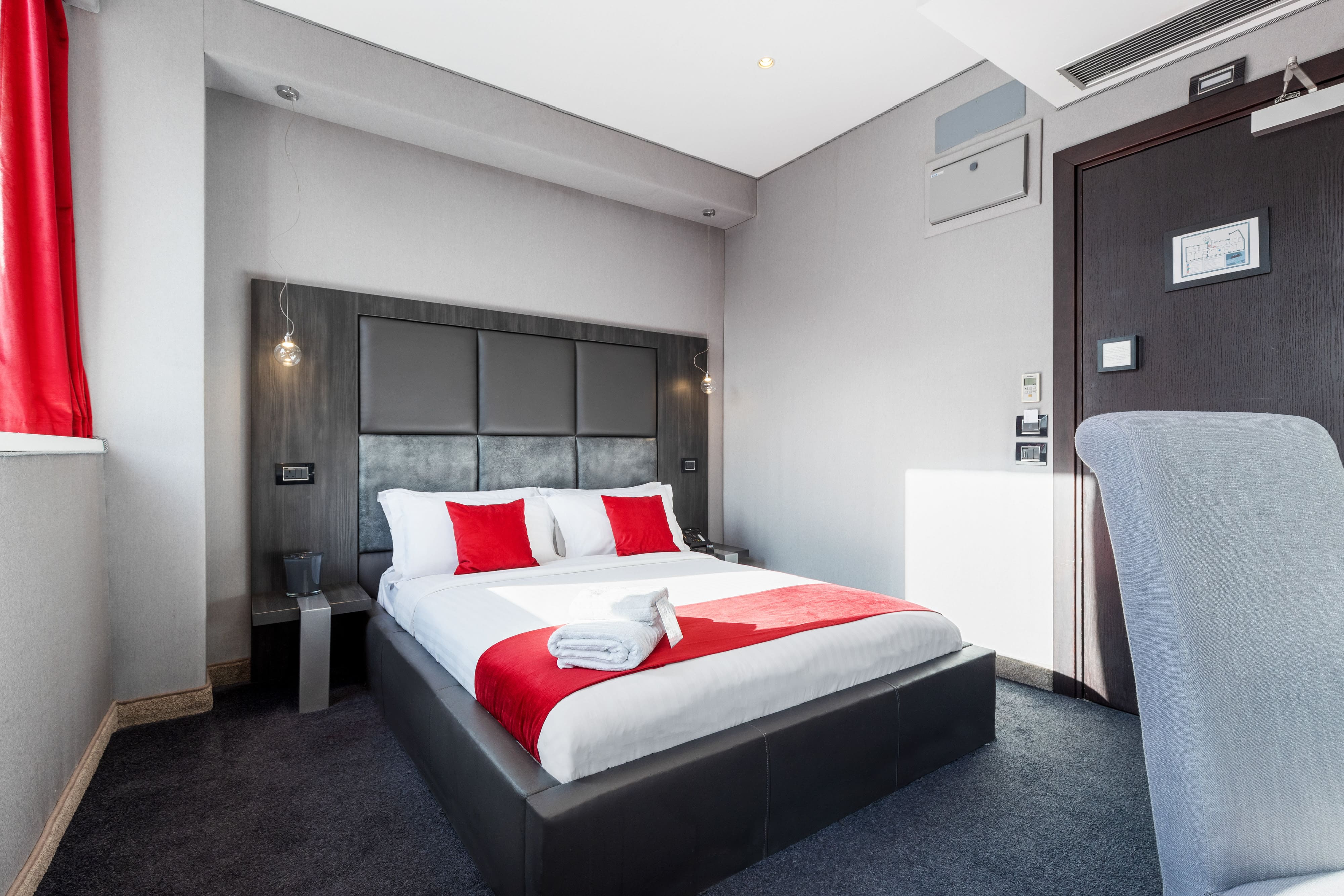 غرفة قياسية، The Bryson Hotel 3/5