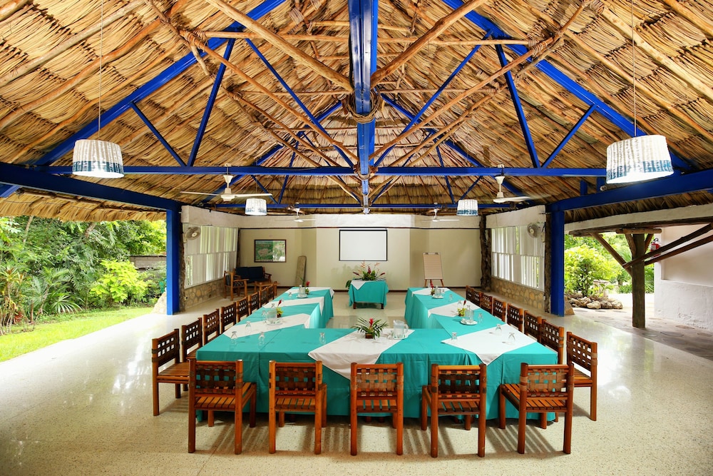 Villa Maya 46/67