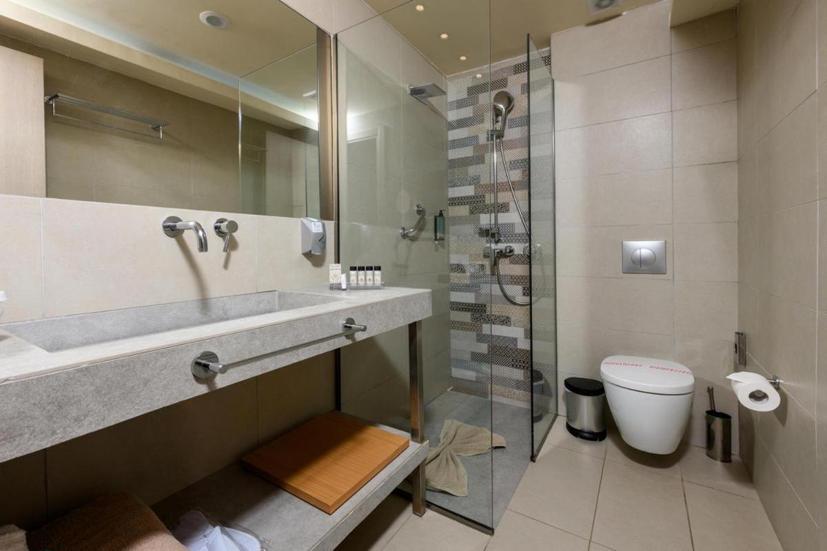 ALEA HOTEL & SUITES 55/55