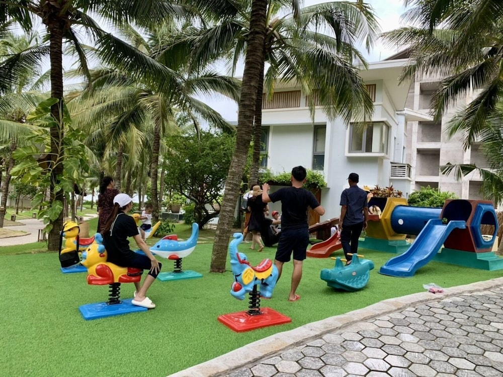 Sonata Resort & Spa 64/70