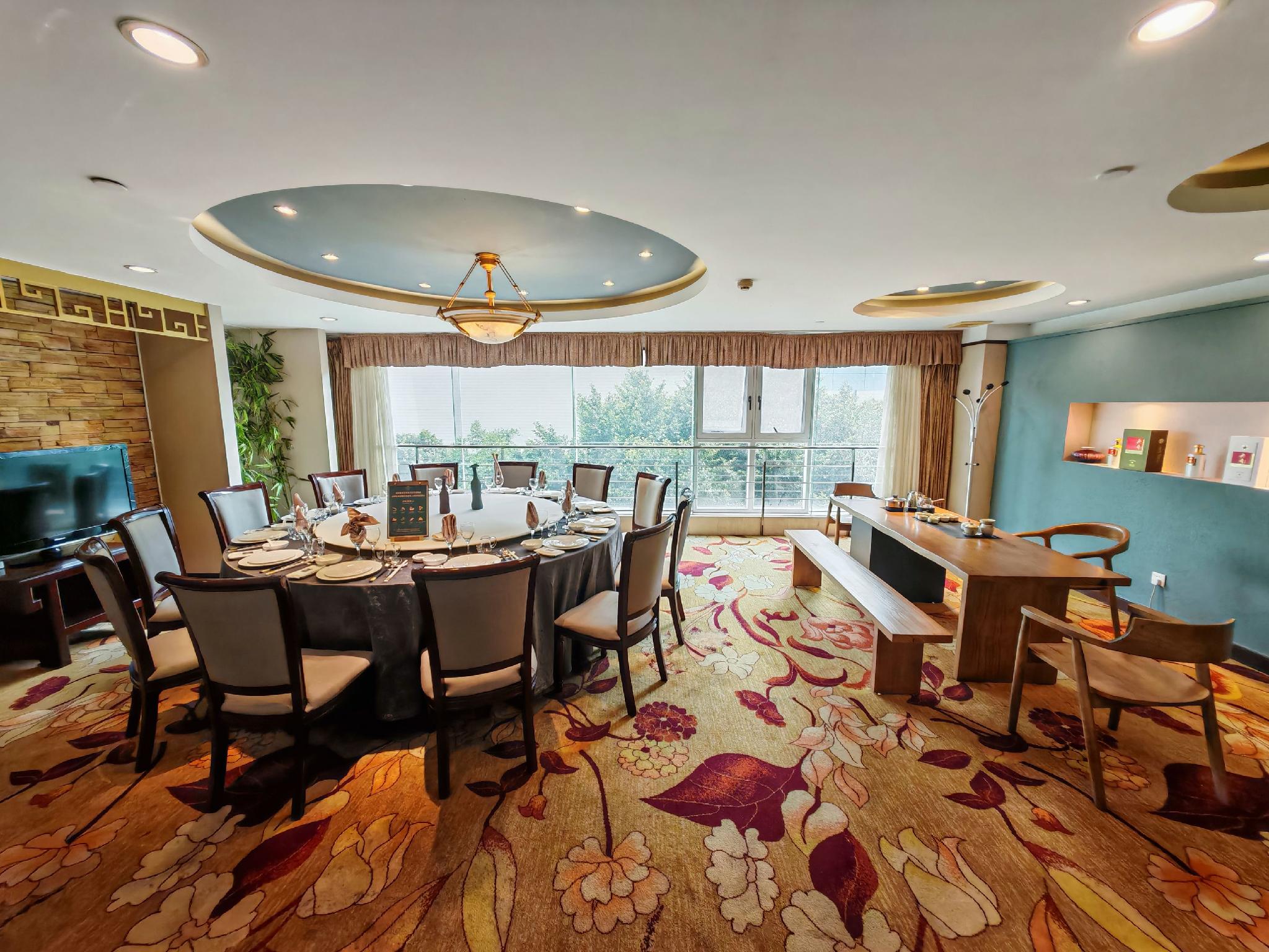 Carlton Chongqing 26/31