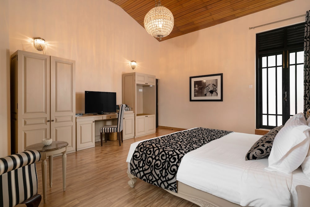 Clove Villa 10/65