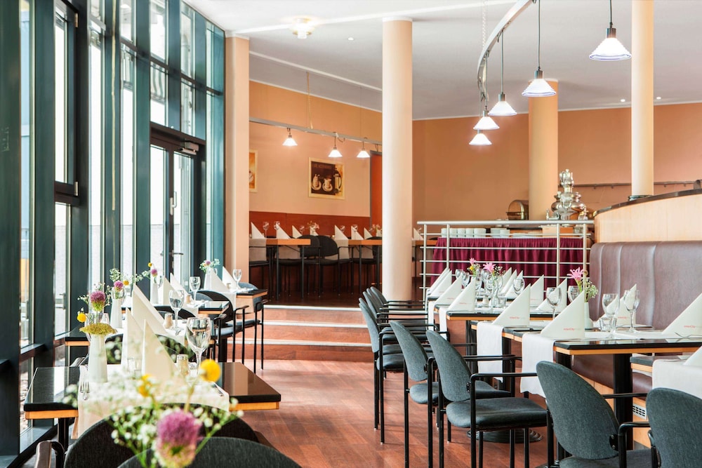 Intercityhotel Magdeburg 40/58