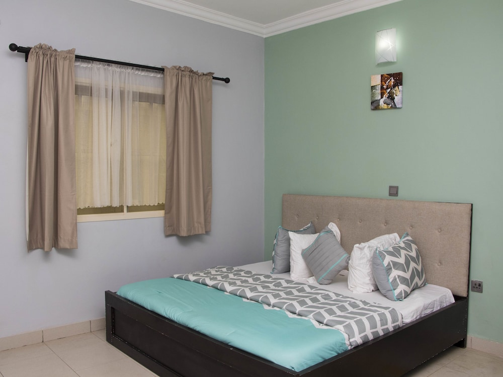 2 BEDROOMS, APARTMENT
