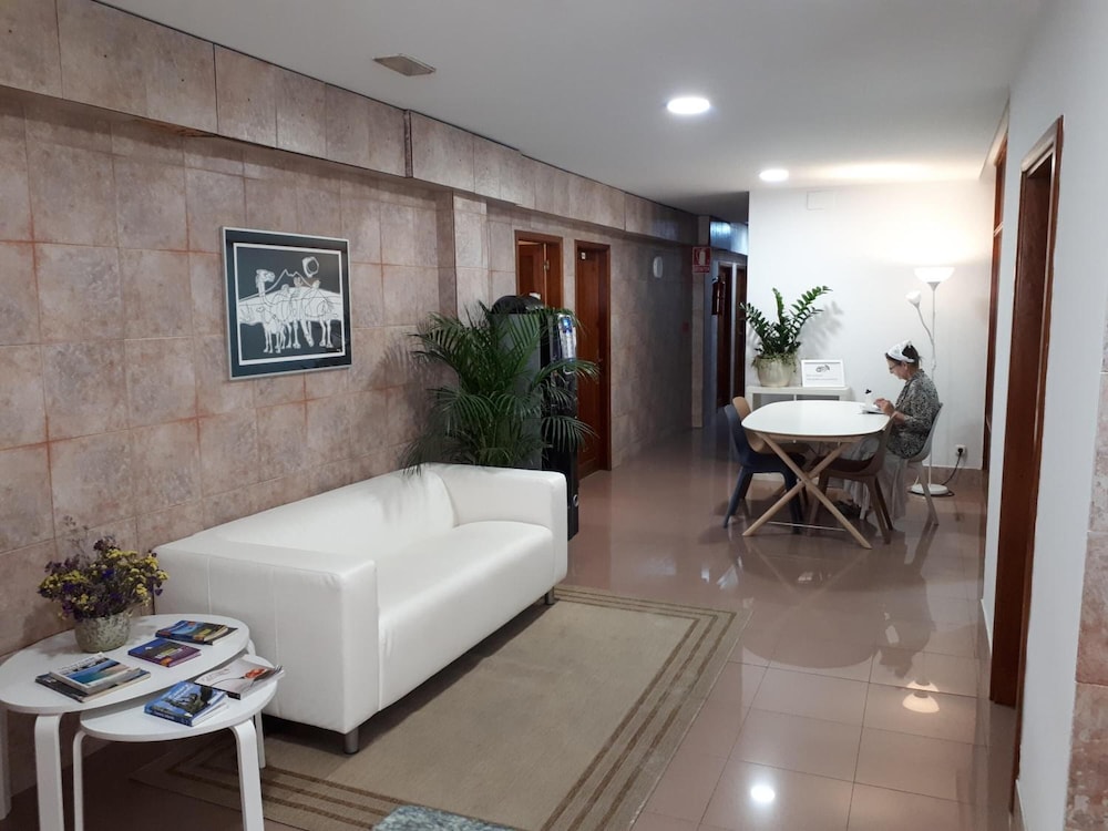 Residencia Cardona 4/57