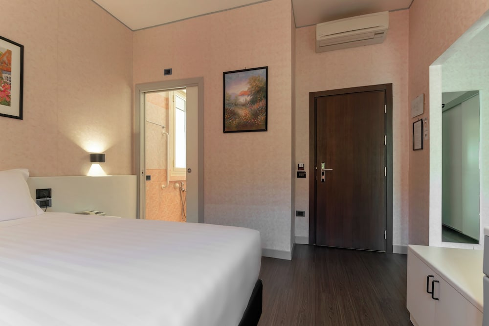 Minotel Falco d'Oro 8/50