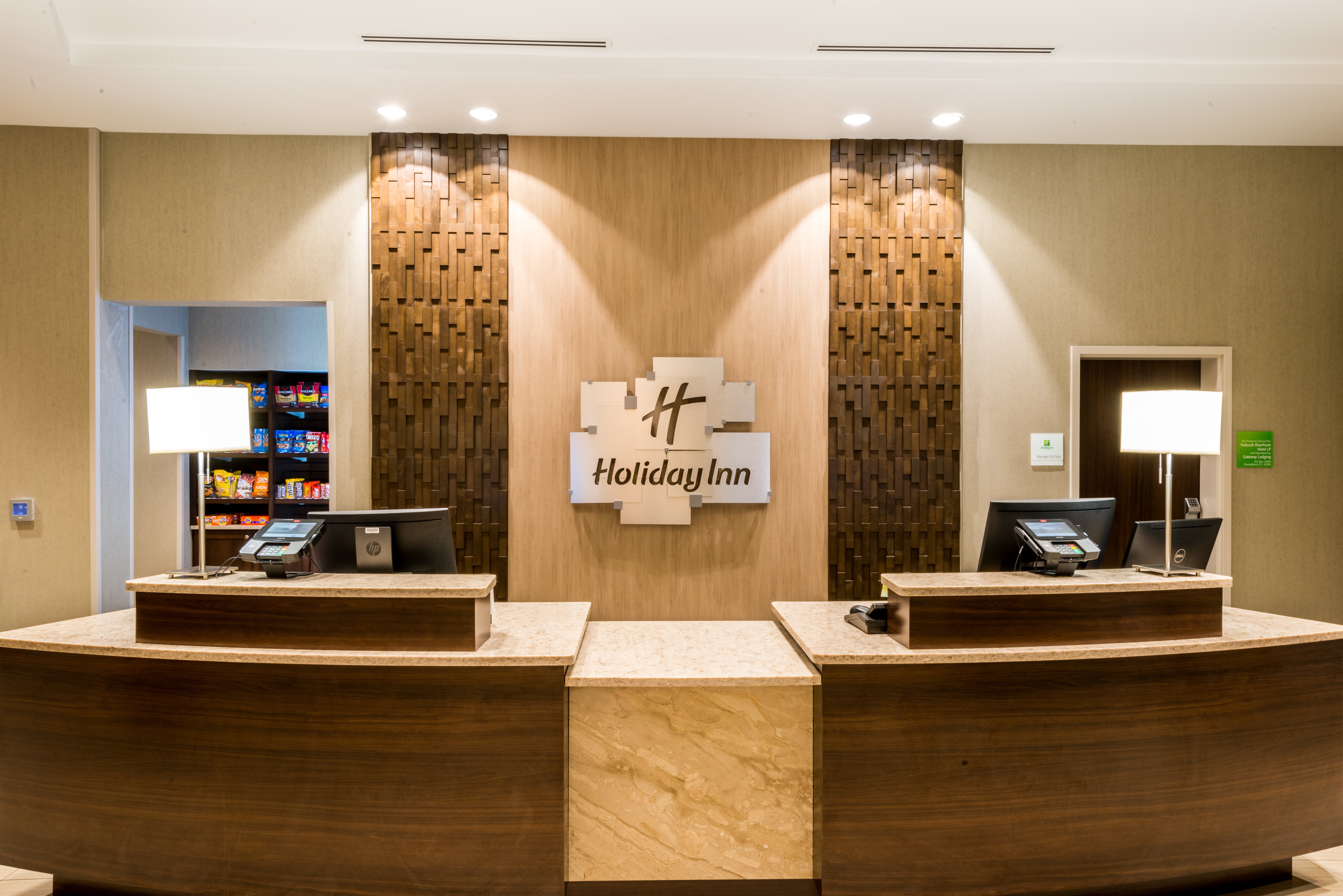 HOLIDAY INN LEXINGTON - HAMBURG 8/39