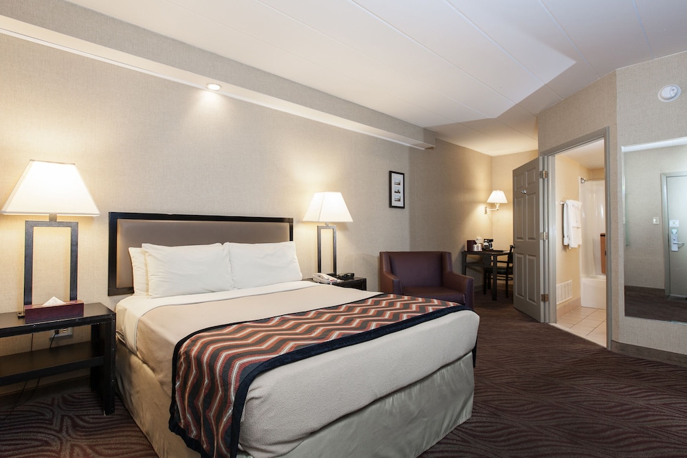 Carlton Inn Midway 10/44