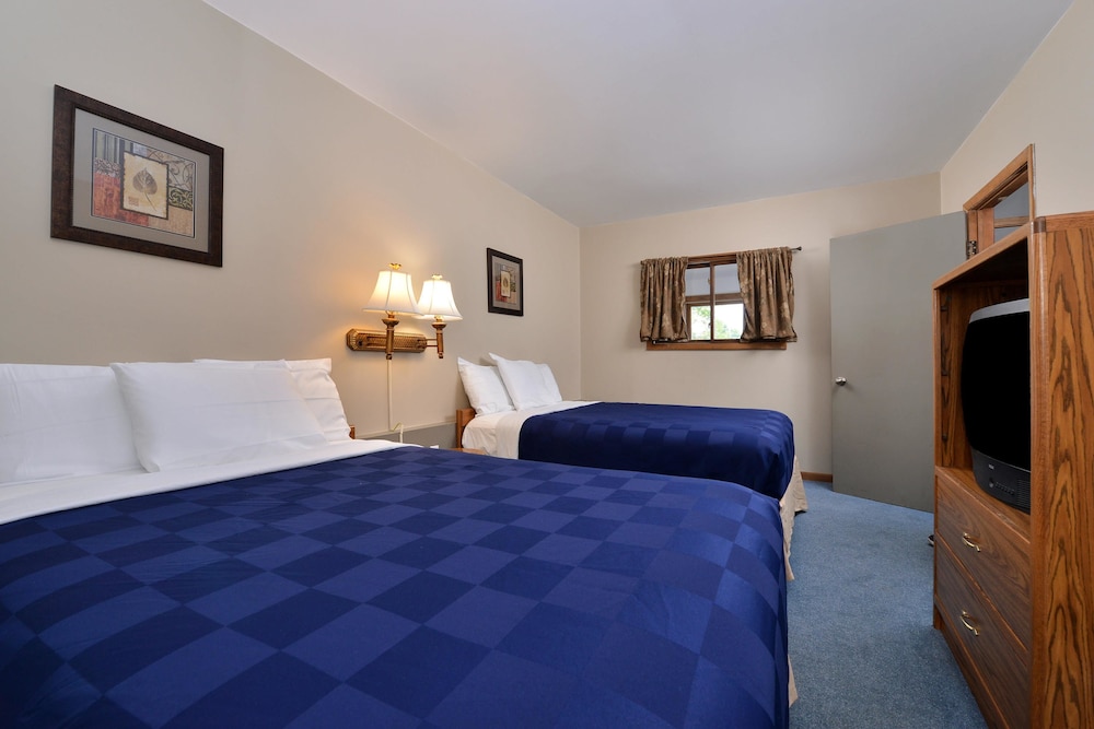 Americas Best Value Inn Marquette 17/46