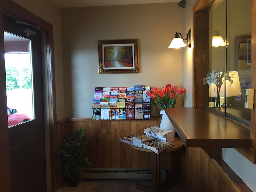The Travelers Inn 16/21