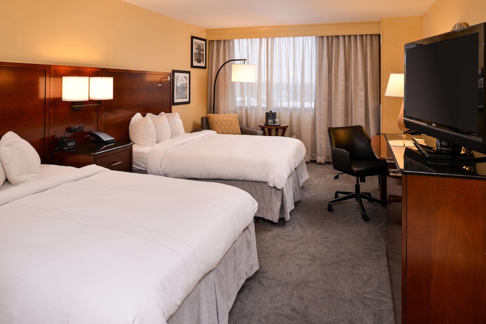 Buffalo Marriott Niagara 11/55