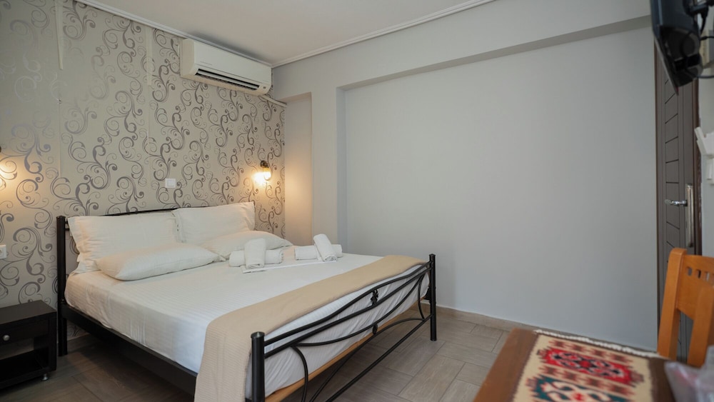 Toti Boutique Rooms 18/55