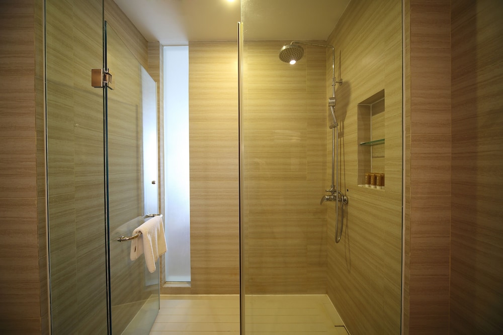 Sanya Serenity Coast Marina Hotel 1/61