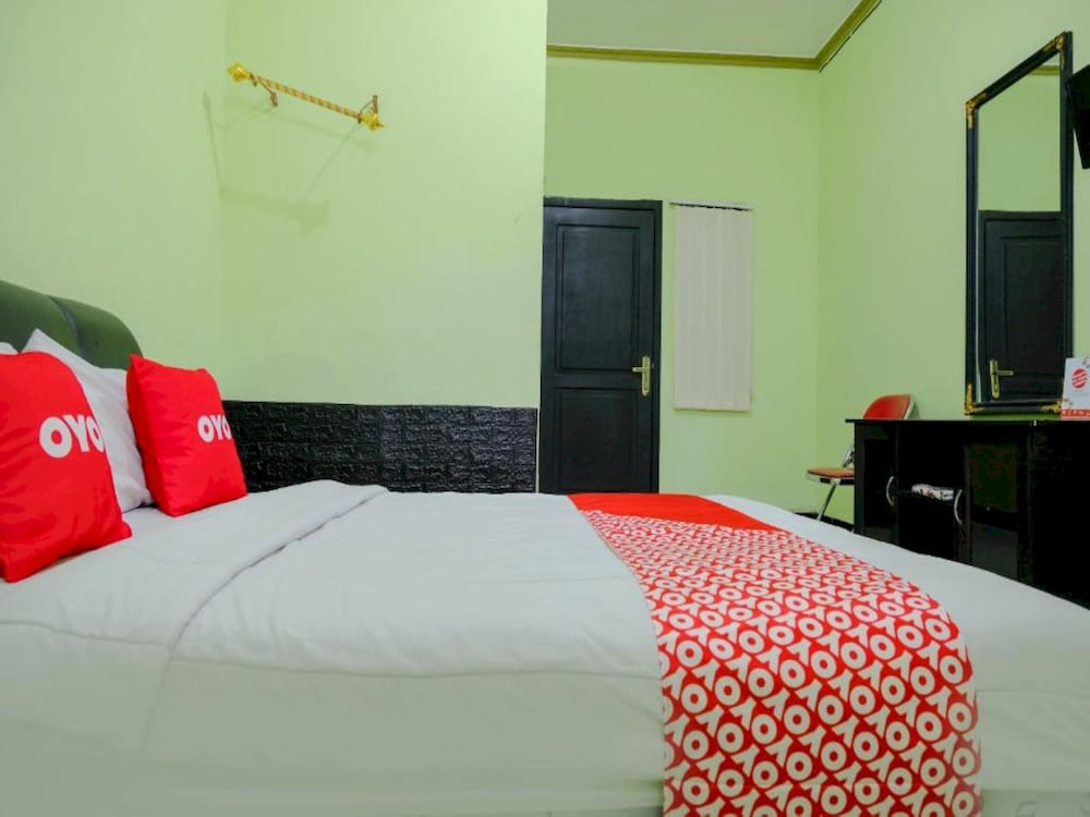 Oyo 2508 Alba Suites Homestay 13/16