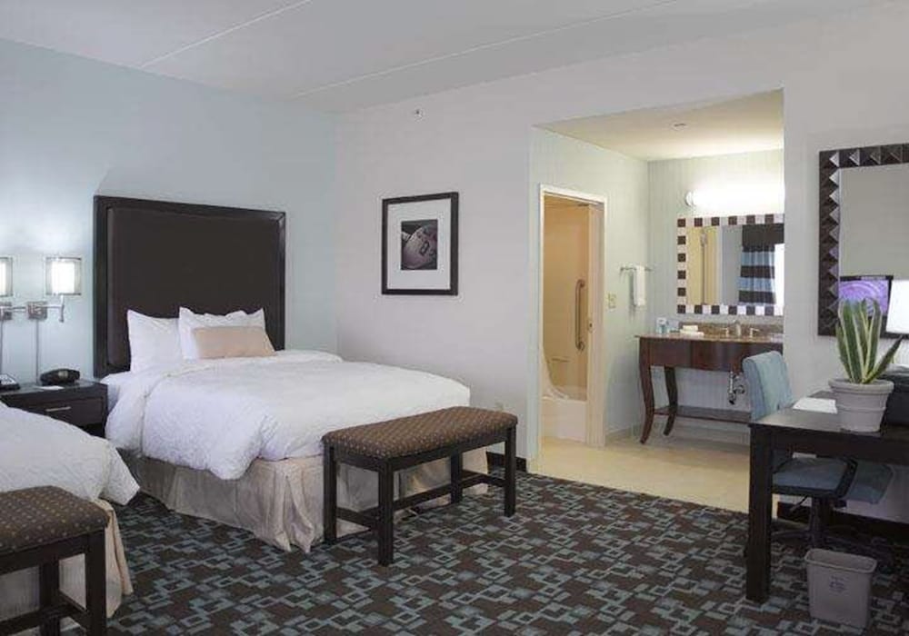 Hampton Inn & Suites Nashville @ Opryland 18/56