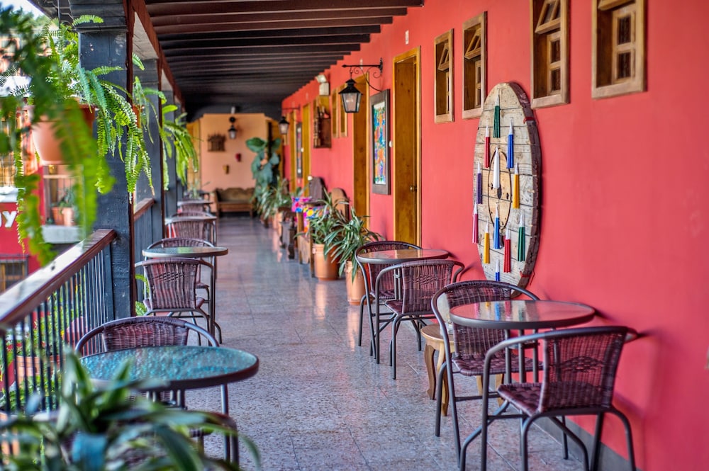 Hotel Panchoy 60/69