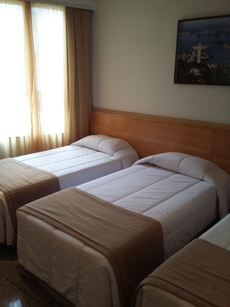 Saionara Hotel 10/53
