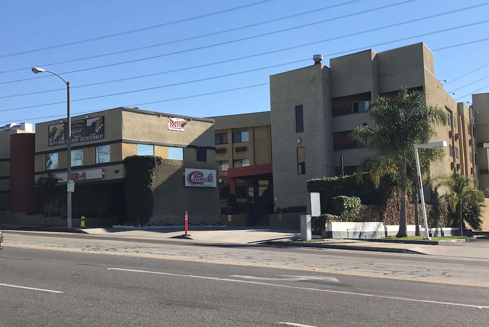 Baymont By Wyndham Monterey Park 32/45