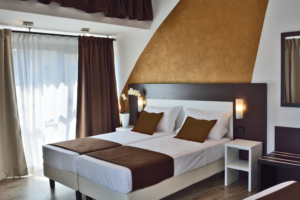 Hotel Luxor Florence 20/76