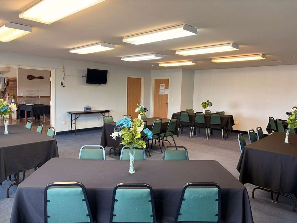 Fairbridge Inn & Suites Miles City 41/47