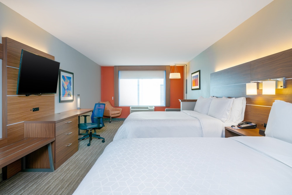 Holiday Inn Express Hotel & Suites Tappahannock 12/44