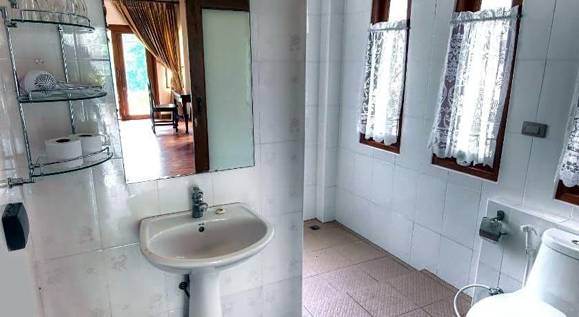 Khanom Hill Resort 48/50