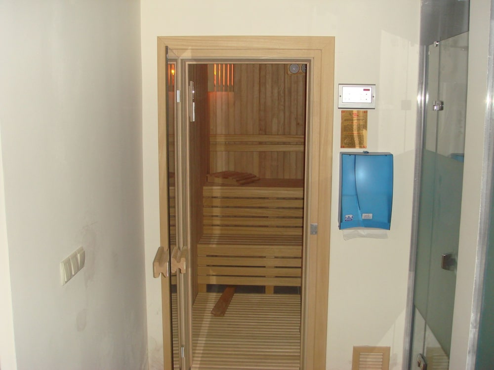 Cetin Hotel 23/39