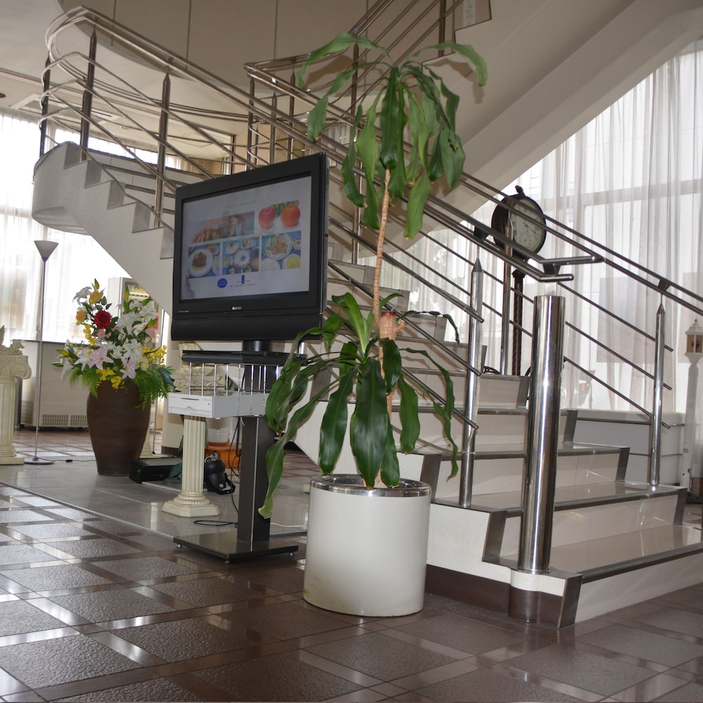 Harbor Plaza Hotel 30/49