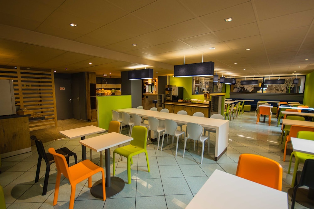 Ibis Budget Marseille Vieux Port 45/67