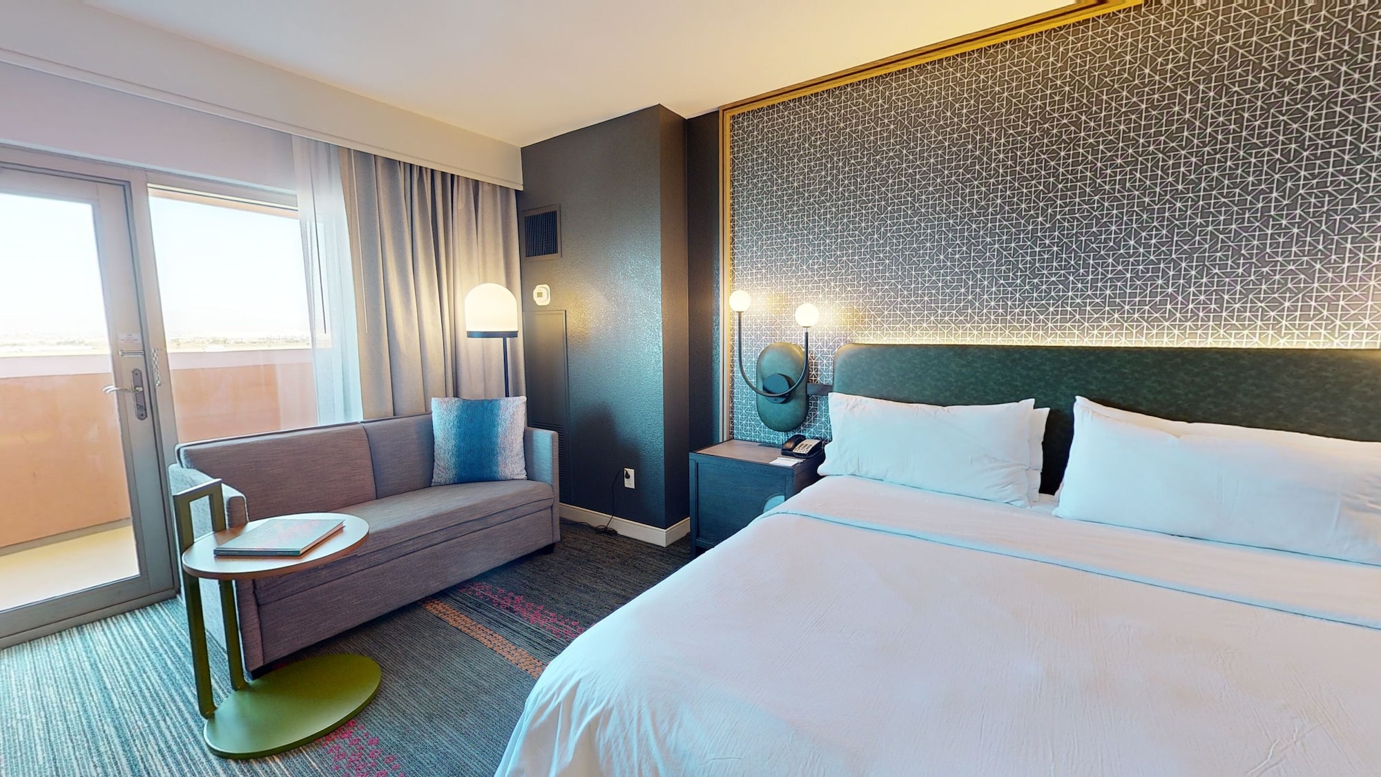 Room at Renaissance Phoenix Glendale Hotel And Spa, GLENDALE - AZ