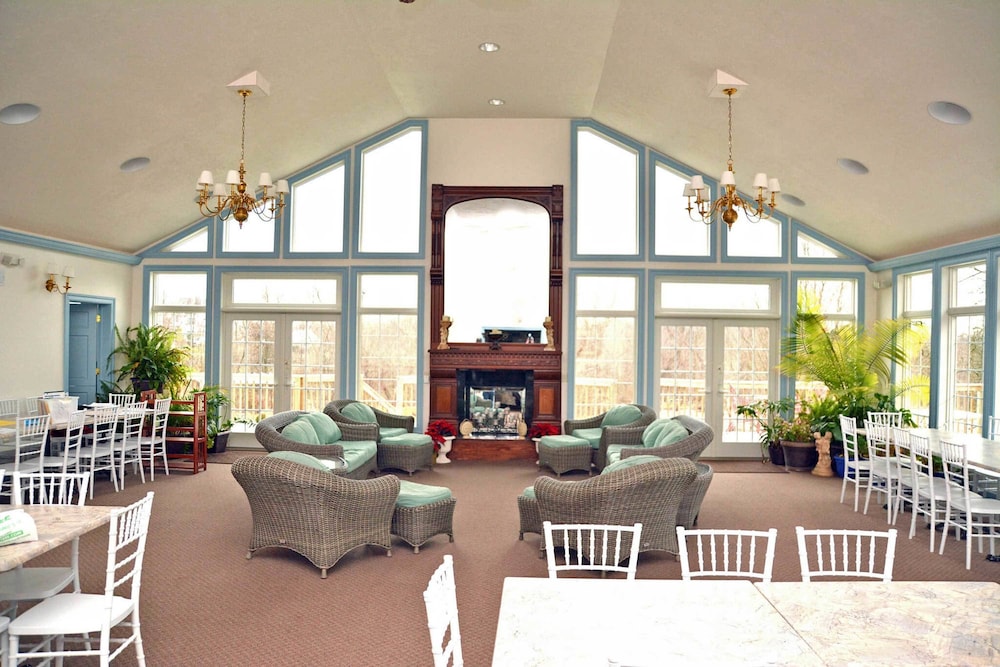 Battlefield Bed &amp; Breakfast Inn 63/76