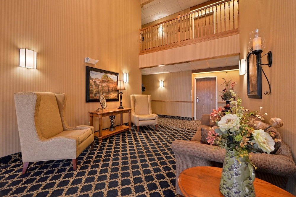 Comfort Inn Albert Lea at Trails Travel Center 29/42