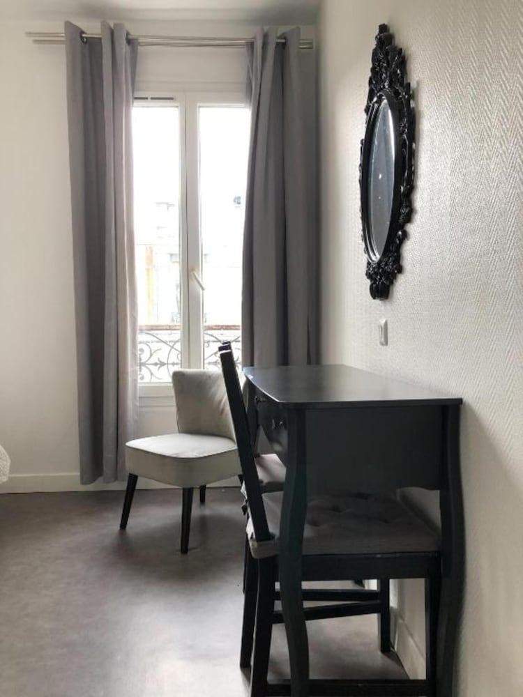 Hôtel De L'europe Belleville 53/71