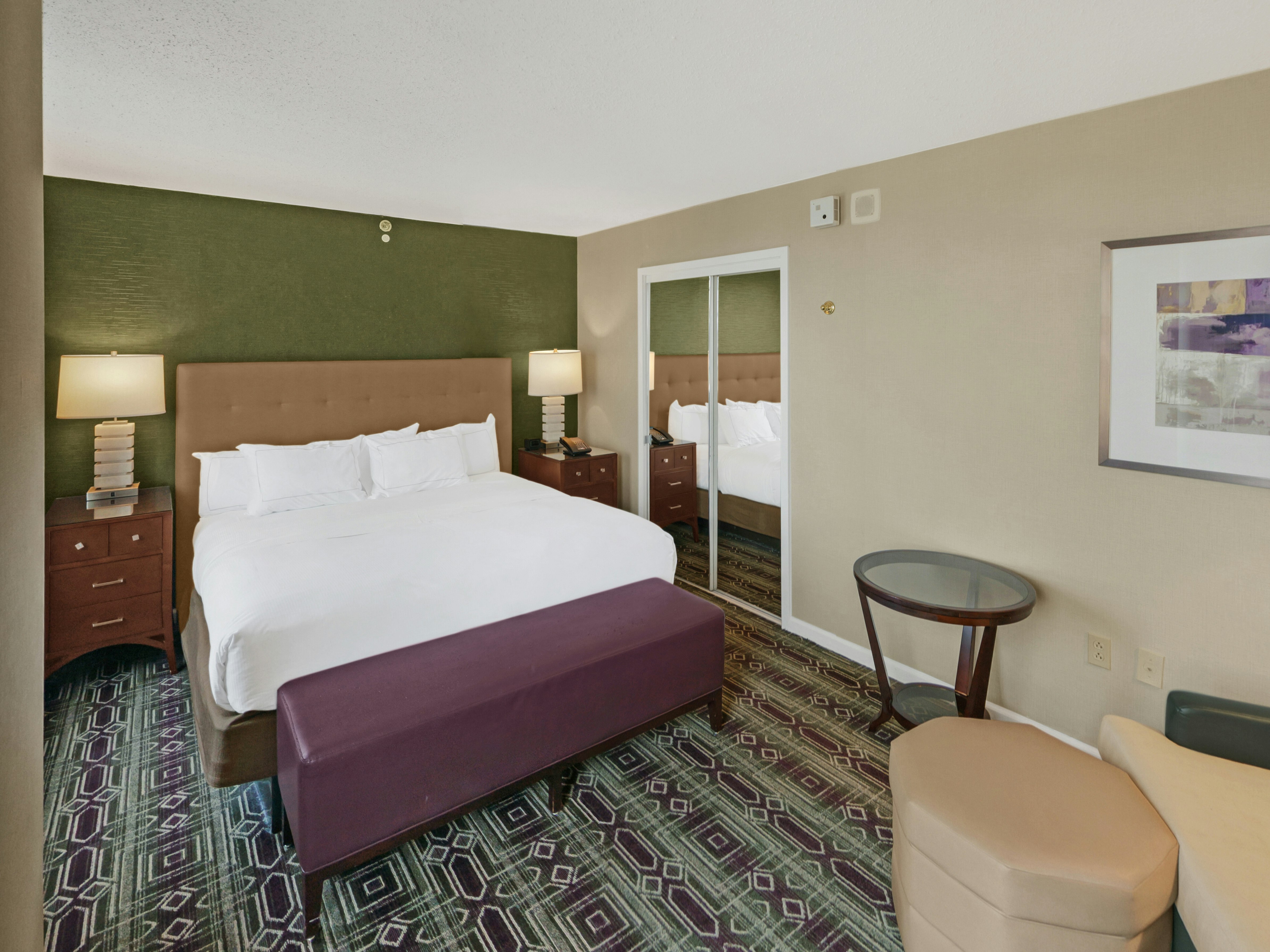 MINI, SUITE, KING BED