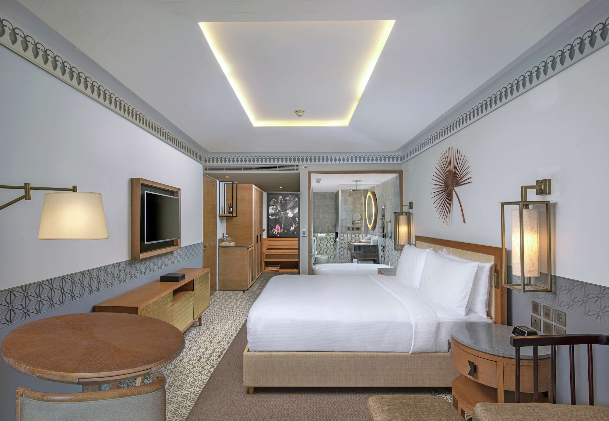 PREMIUM, SUITE, RIVER VIEW