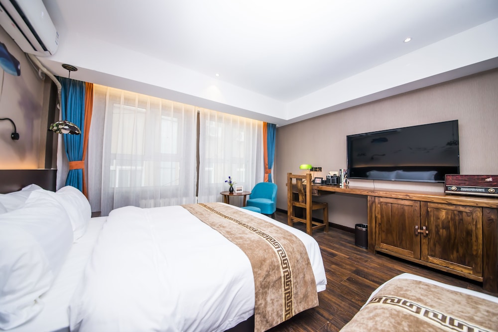M G Hotel 9/58