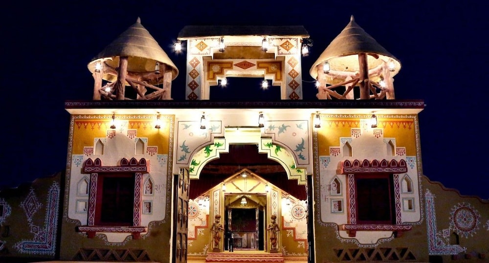 Chokhi Dhani Desert Camp 2/49