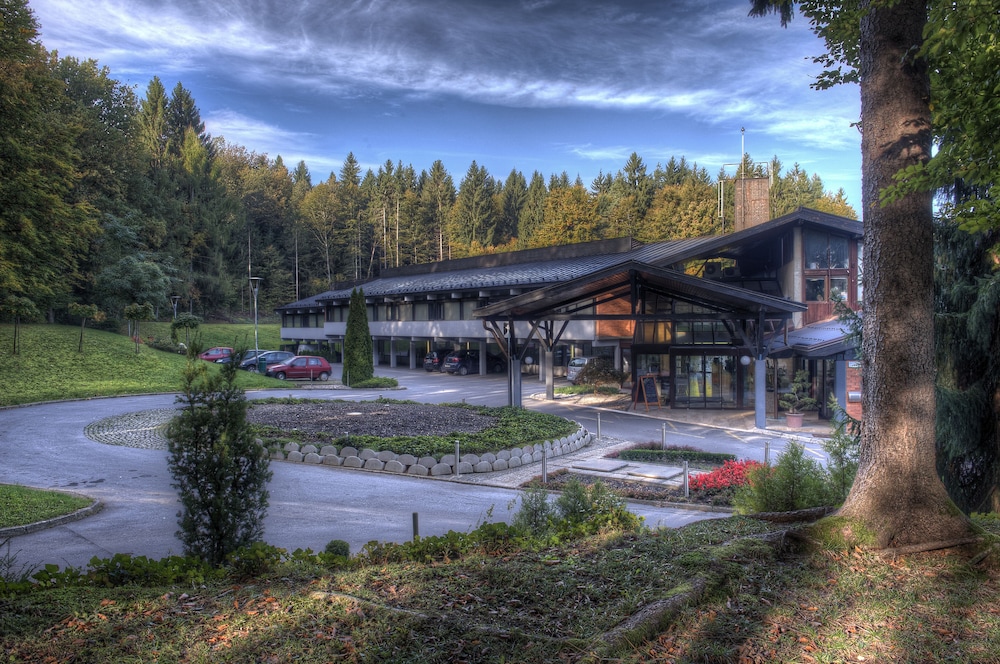 Hotel Kongo (17Km From Ljubljana) 2/35