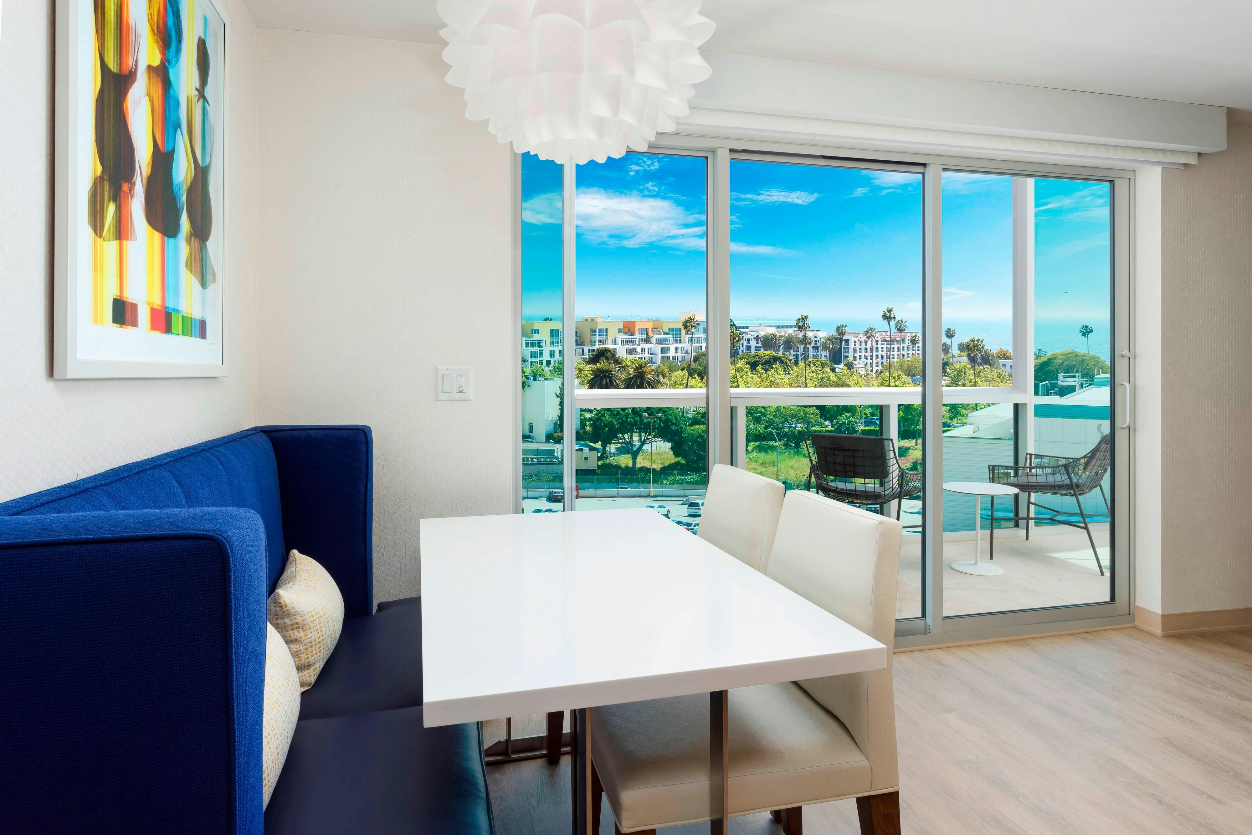 Courtyard by Marriott Santa Monica 43/59